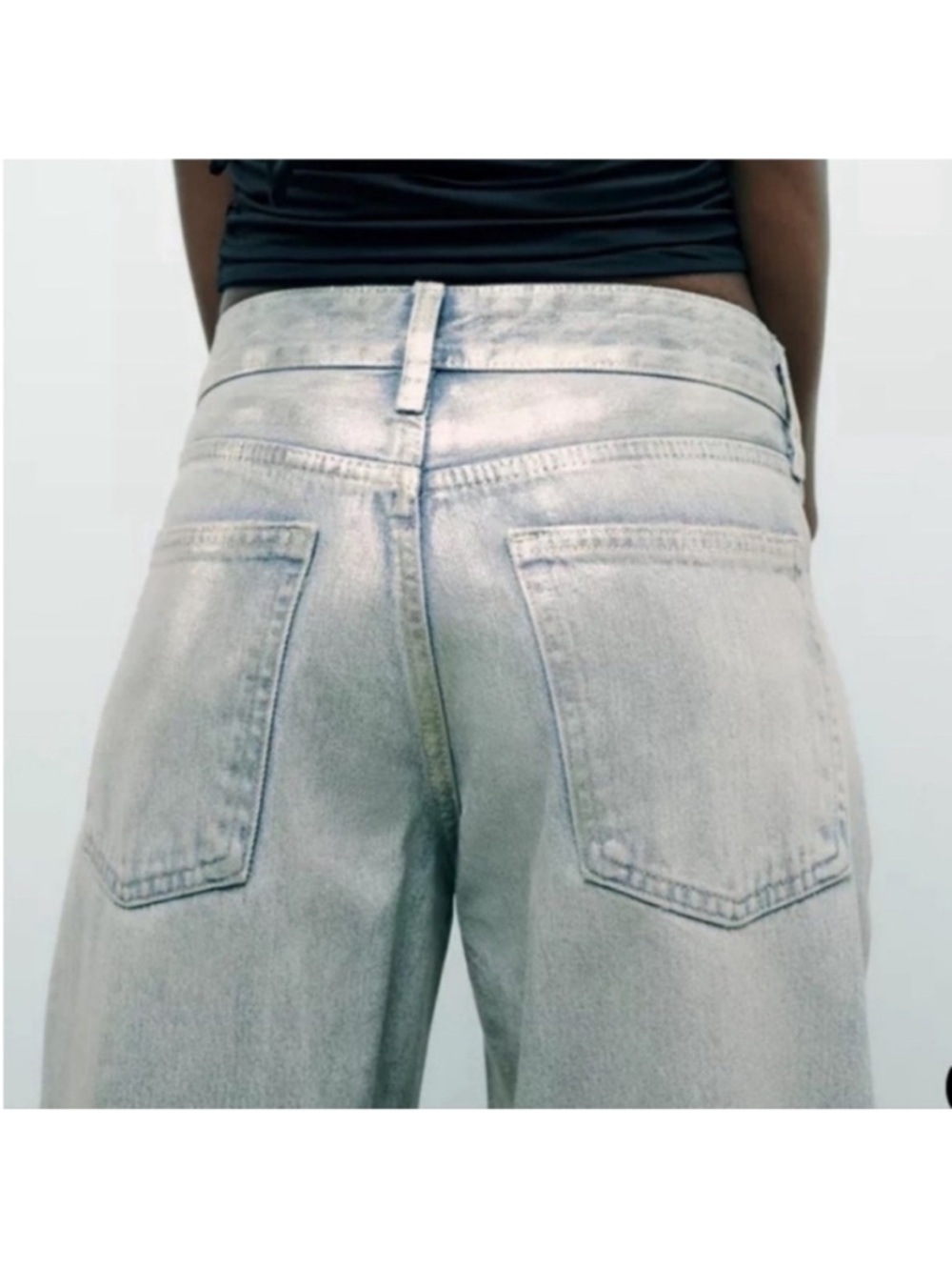 NEW! Blogger’s Favorite Zara Boho Metallic Wide Leg Jeans in Light Silver. 4. - Picture 14 of 16